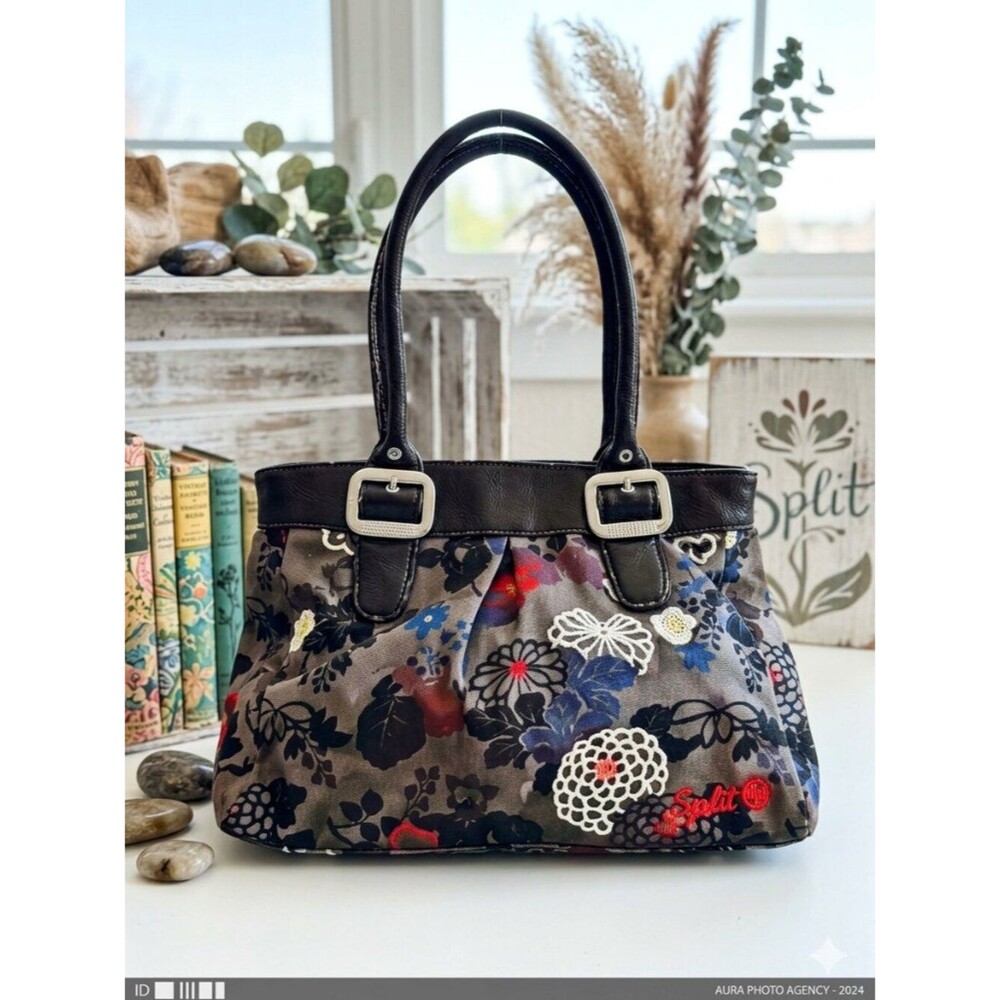 Vintage Split Hawaiian Floral Print Shoulder Bag with Silver Buckle Detail